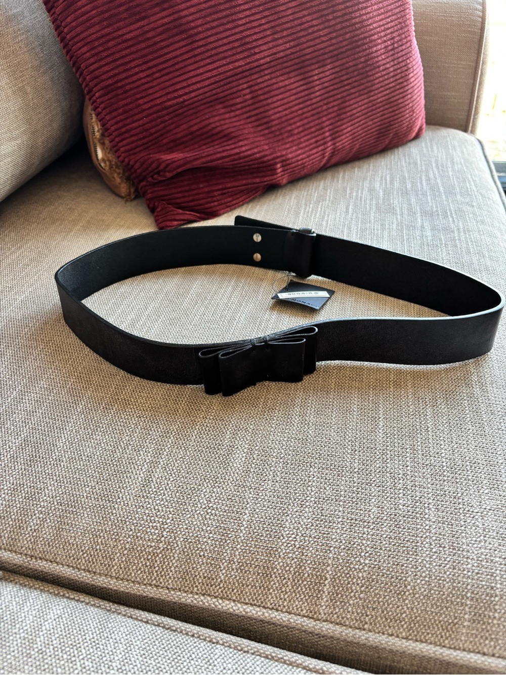 Club Monaco black leather Belt with Bow Accent